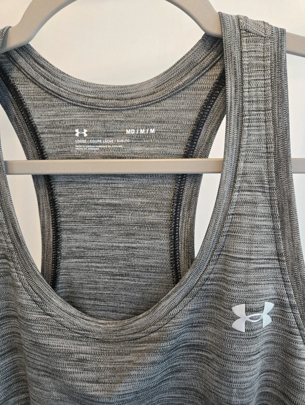 NWT Under Armour Velocity Twist Tank Top Gray Racerback Loose Fit Medium Women - Picture 2 of 4